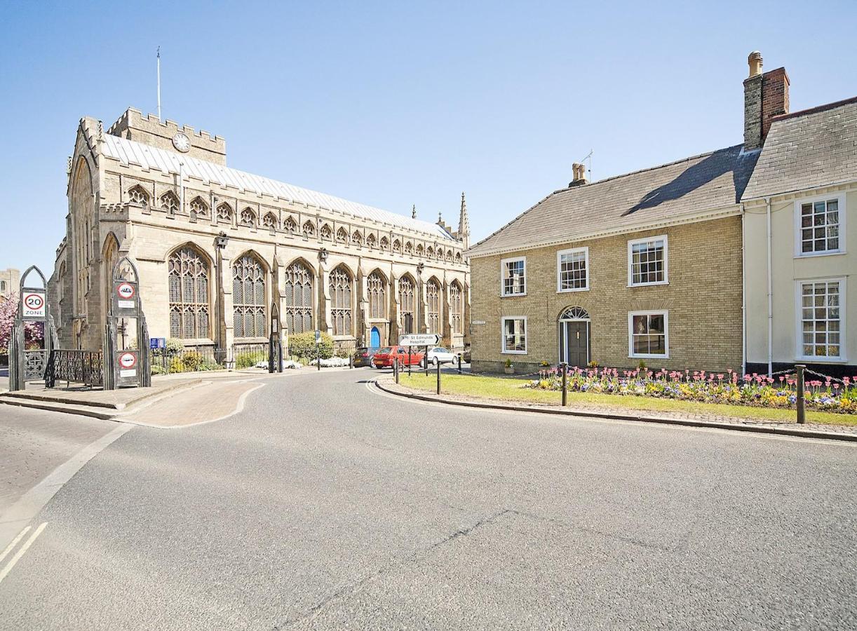 Crownplace Bury St. Edmunds 外观 照片