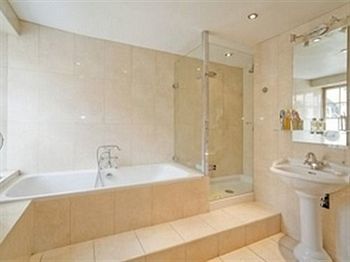 Crownplace Bury St. Edmunds 外观 照片